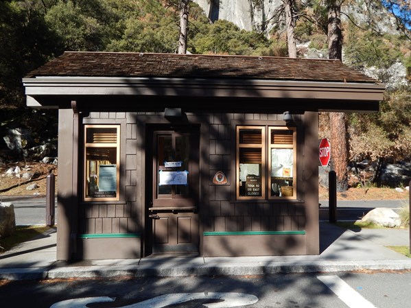 Arch Rock Entrance Station, Yosemite