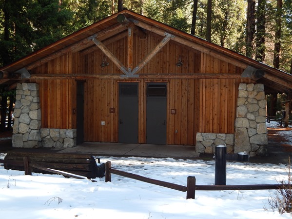 Flush toilets at the Yosemite Falls picnic area